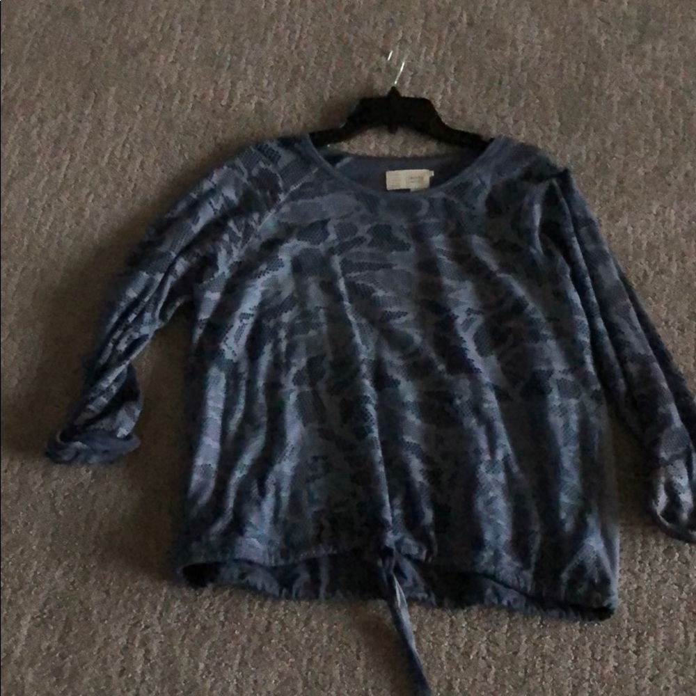 Blue sweatshirt with cutout detail